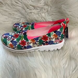 Sketchers Goga Mat Sneakers NWT